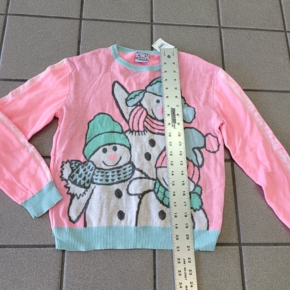 NWT Juniors Small Well Worn Holiday Ugly Christmas Sweater Snowmen Retro - Picture 6 of 9